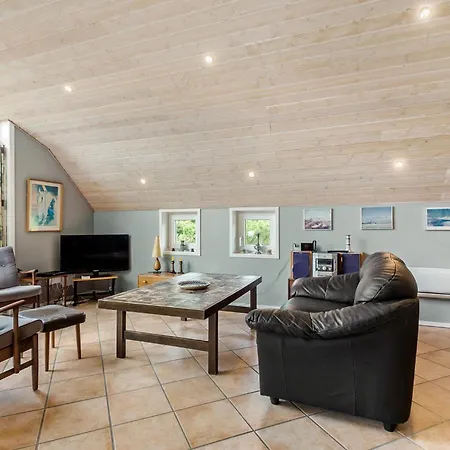 Holiday home Gorgeous In Henne With Kitchen *